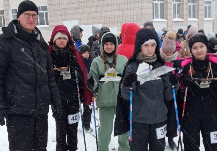 Матчевая встреча спортсменов-ориентировщиков Кировской области Лыжная гонка-маркированная трасса.
